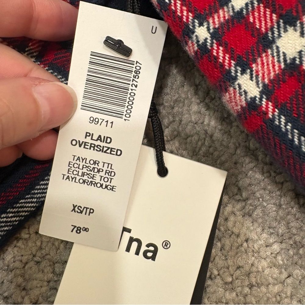 NWT Tna Aritzia Taylor Plaid Oversized Flannel Total Eclipse Deep Red Size XS - Picture 7 of 12